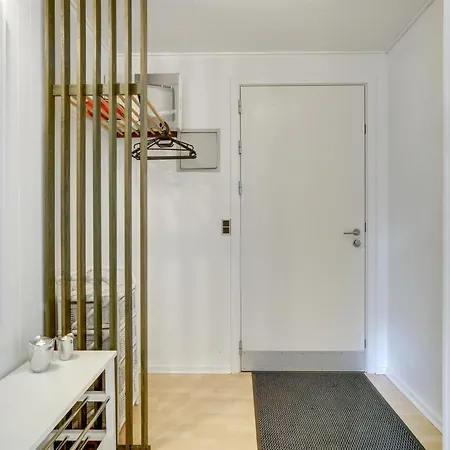 Filippa - 900m From The Sea By Interhome בית נופש Bøtø By